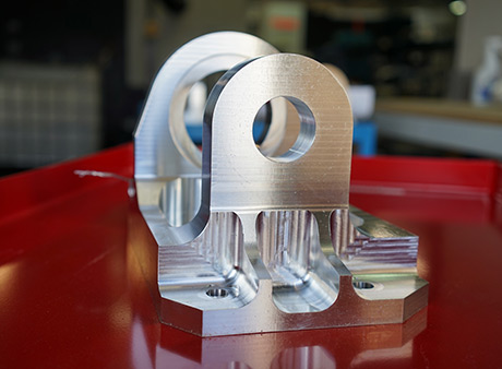 Aluminium machined component